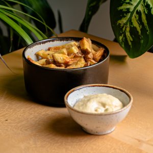 Batatas Fritas com Maionese de Pickles